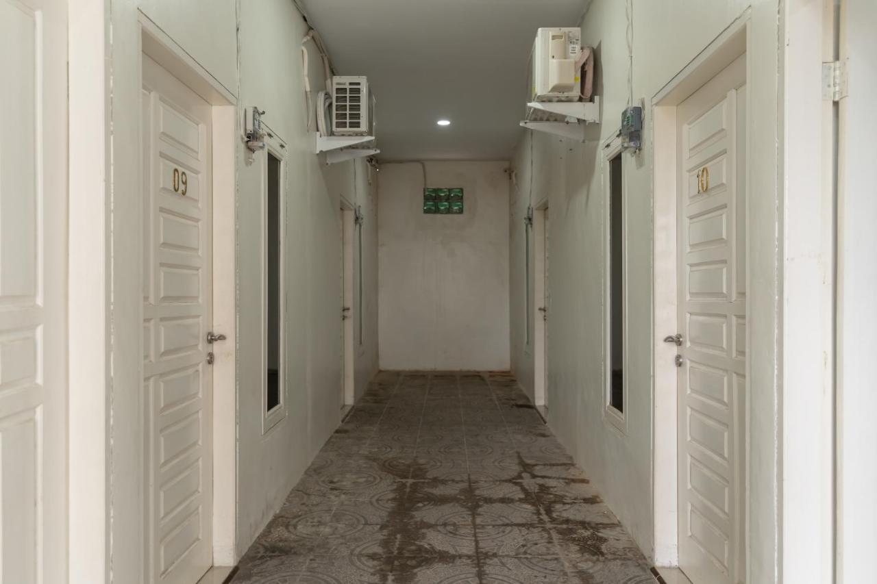 Reddoorz Near Brastagi Supermarket Hotel