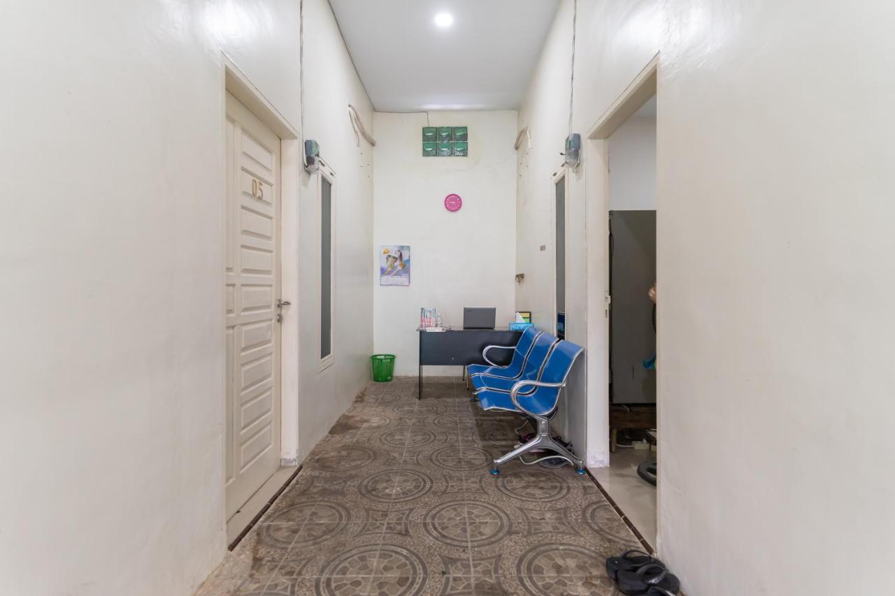 Reddoorz Near Brastagi Supermarket Medan