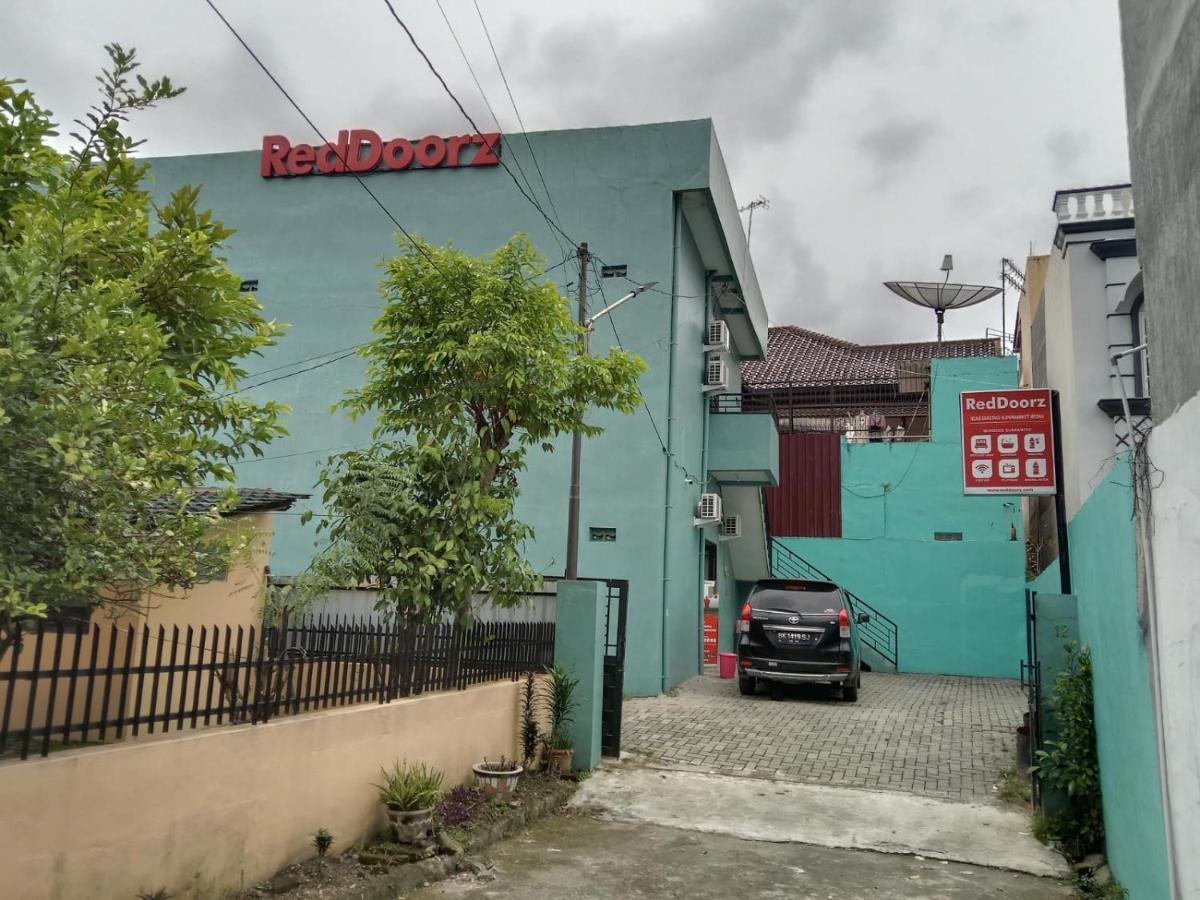 Reddoorz Near Brastagi Supermarket Hotel Medan