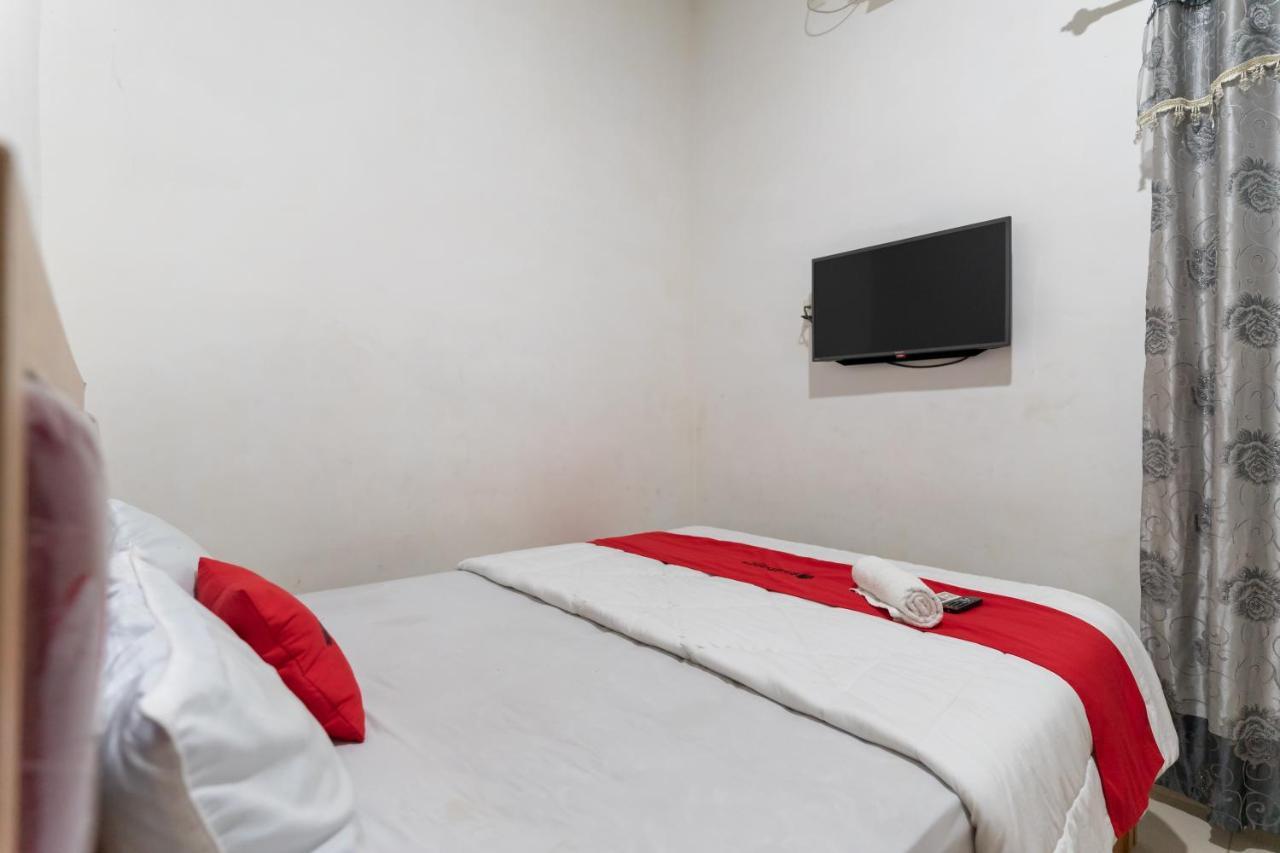 Reddoorz Near Brastagi Supermarket Medan